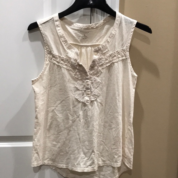 Women’s Top - Picture 3 of 12